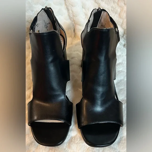 Adrienne Vittadini Black Cutout chunky block heels women’s size 9M - Picture 6 of 14